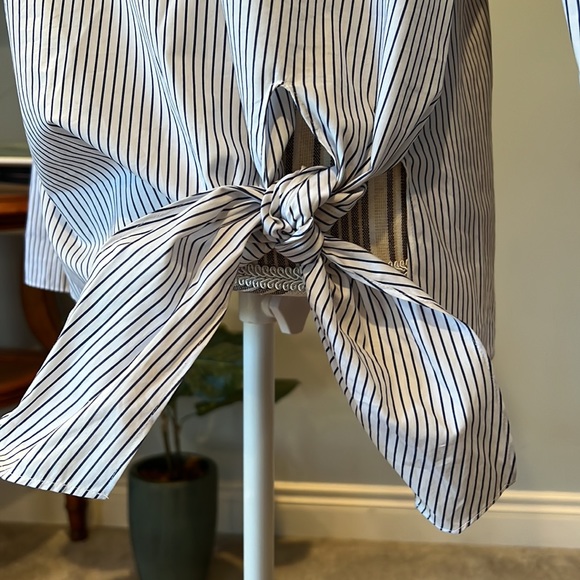 Theory Blouse - Picture 2 of 6